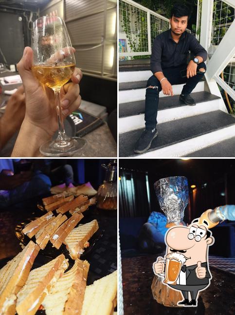 Blitzz Cafe & Lounge