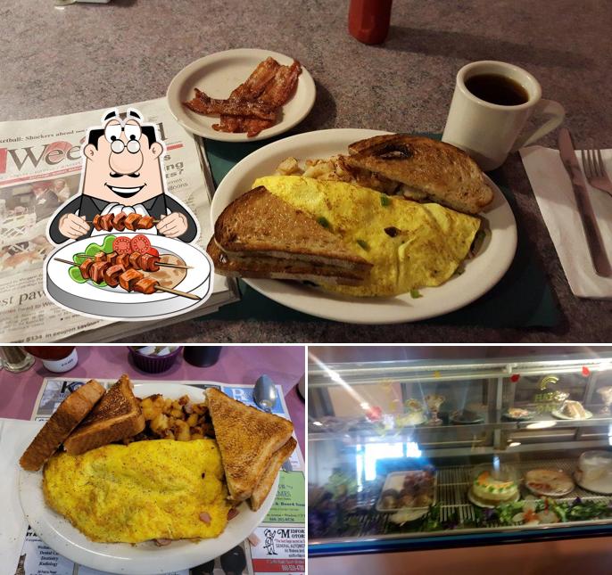 Emeralds Eatery in South Windsor Restaurant menu and reviews