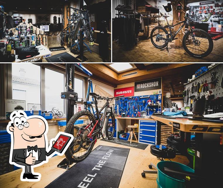 Mountain Bike Shop \u0026 Café, Saint Silvester