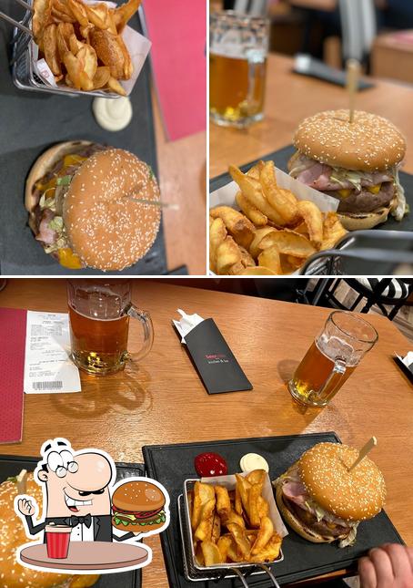 Commandez un hamburger à Beercode Kitchen & Bar