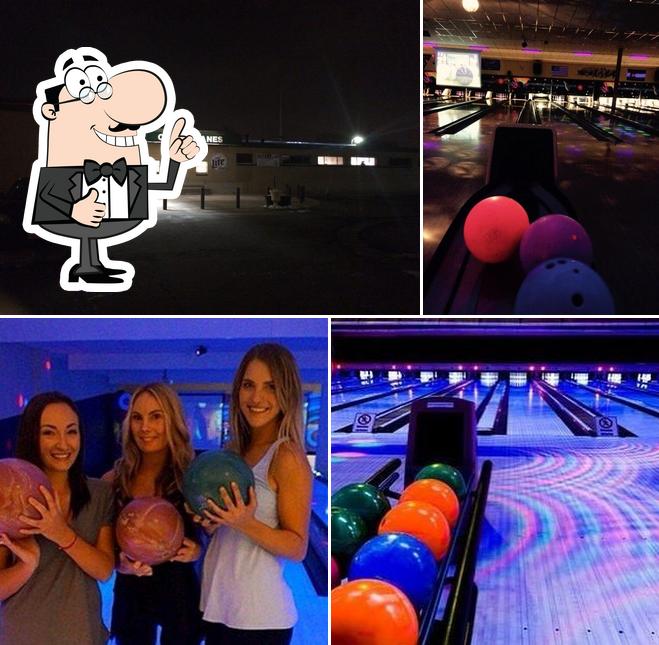 Crown Lanes Bowling Alley in Leavenworth Restaurant reviews