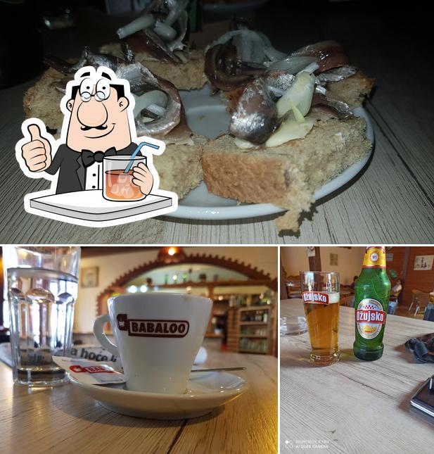 L’image de la boire et nourriture de Caffe Bar Babaloo’s