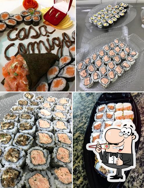 Rolos de sushi são oferecidos por Delivery Japonês - OKINA SUSHI