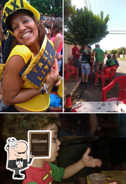 Look at the photo of Bar Do Tadao