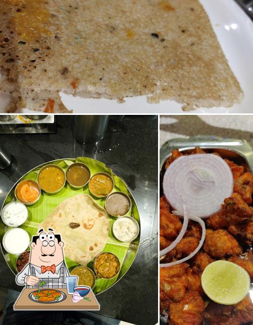 Chicken wings at Hotel Mathuram