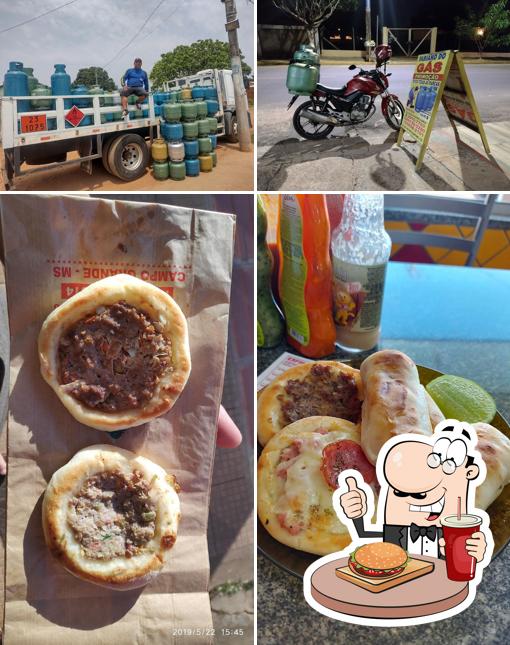 Peça um hambúrguer no Esfiha da Sete