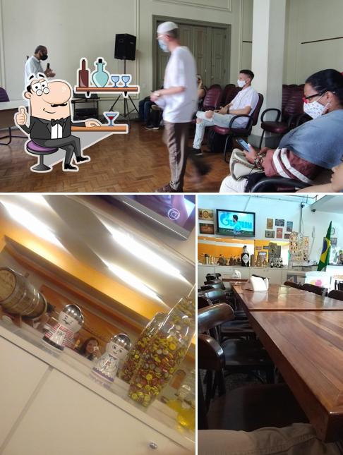O interior do Restaurante Palácio