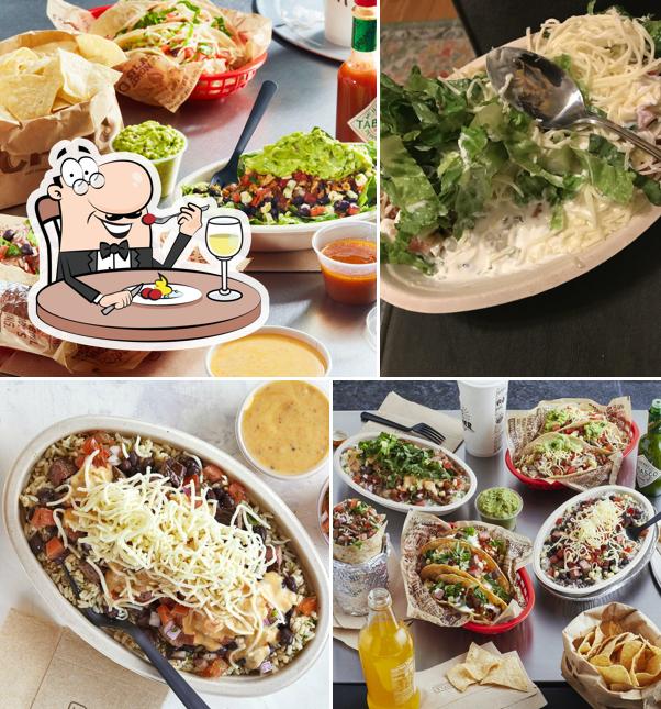 Chipotle Mexican Grill, 500 W North Ave in Melrose Park Restaurant