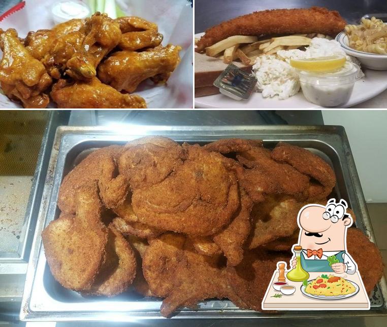 The Firehouse Sports Bar & Grill in Buffalo Restaurant menu and reviews