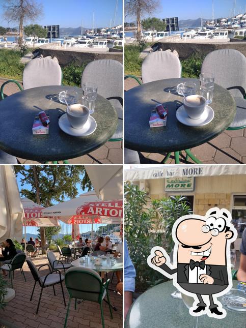 caffe bar More