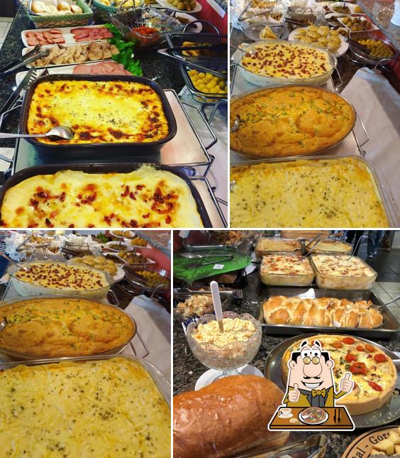 Escolha pizza no Café Colonial Doce Paraíso