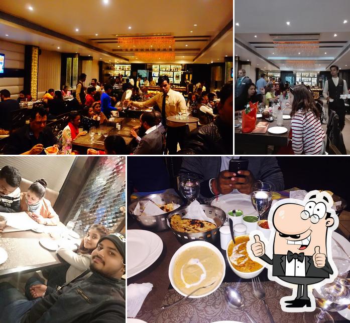 Pinch Of Spice, Agra, 23/453 Wazirpura Road Opp. Sanjay Cinema