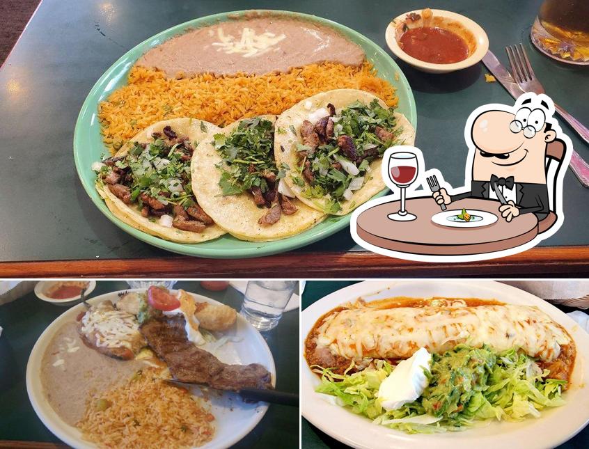 Mango's Mexican and American Grill in Fargo Restaurant menu and reviews