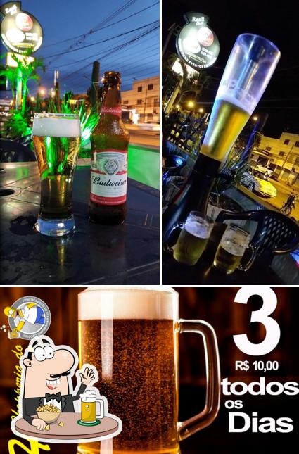 Você pode tomar um copo de cerveja leve ou escura