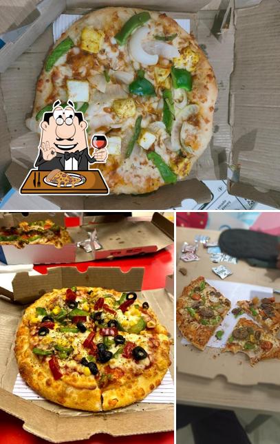 Pick pizza at Domino's Pizza Model Town, Fatehabad