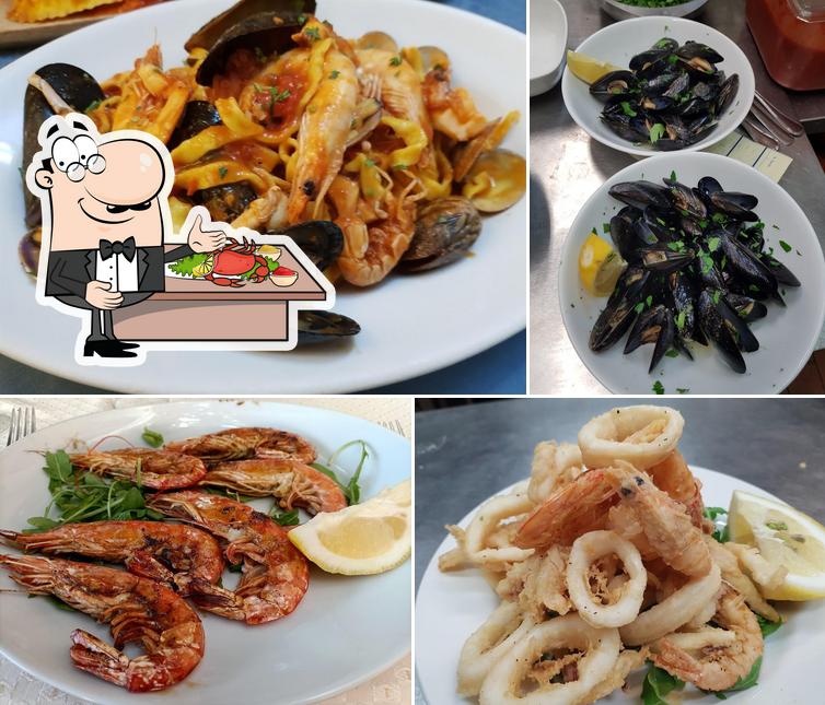 Prova la cucina di mare a Buca Di Sant'Antonio