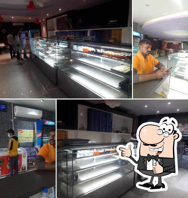 Yash Sweets And Restaurant