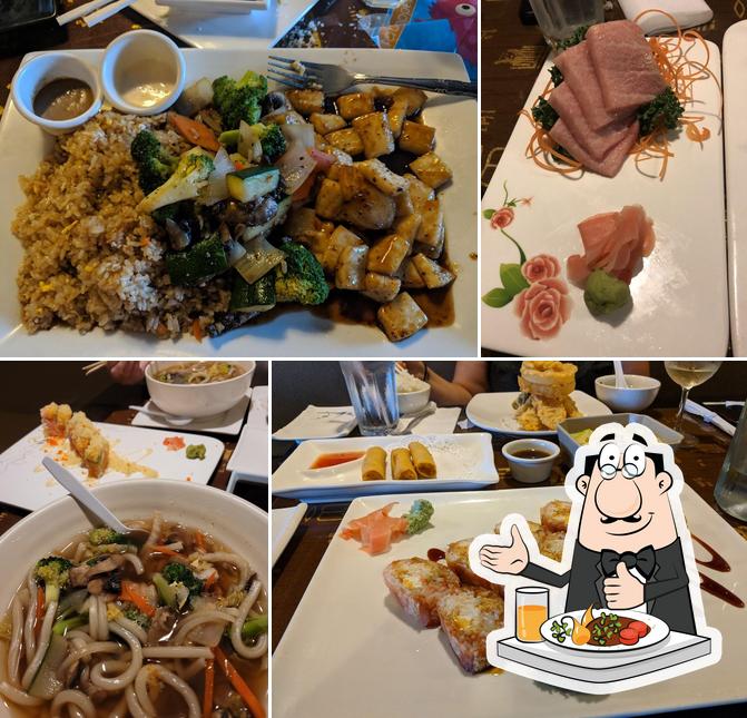 Platos en Tsukiji Fusion Sushi - Katy