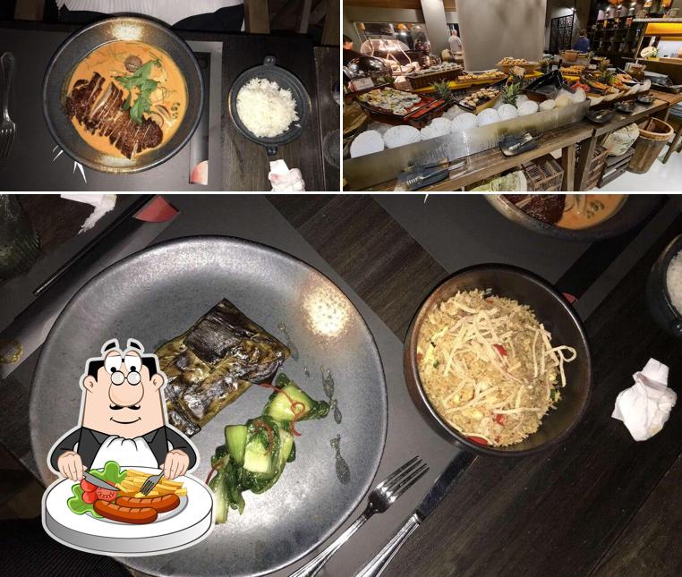 Meals at Cho Gao Marina Walk