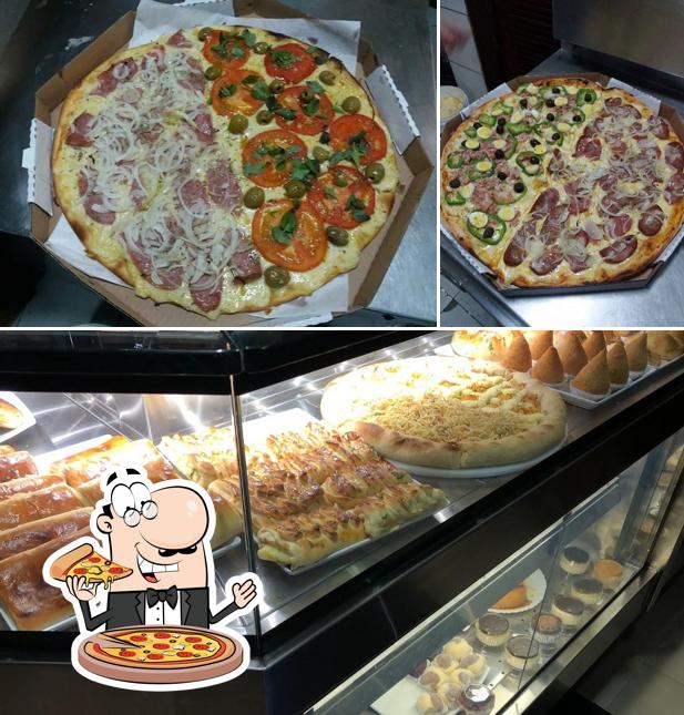 Escolha pizza no Globar Restaurante