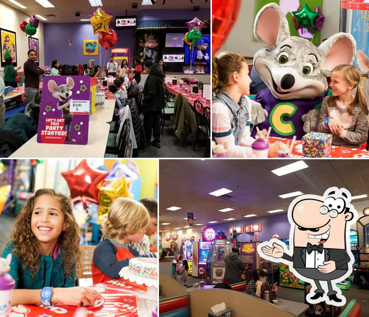 Voir la photo de Chuck E. Cheese