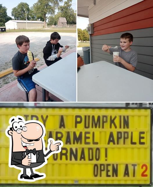 Auburn Dairy Freeze in Auburn Restaurant menu and reviews