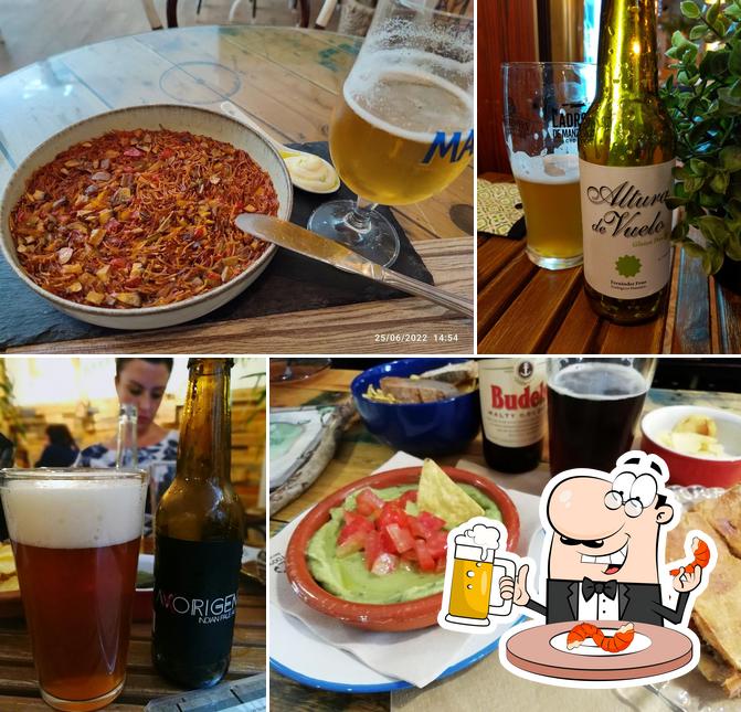 Green Zone Bio Gijón sirve una buena selección de cervezas