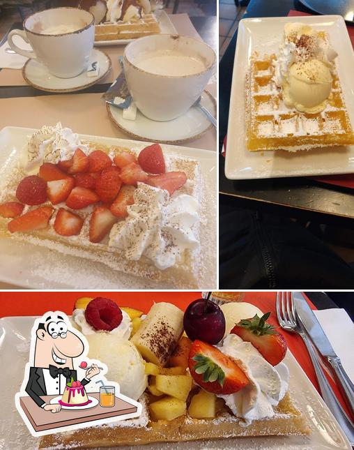 Fritz (Tea-Room) best waffles propose une sélection de desserts