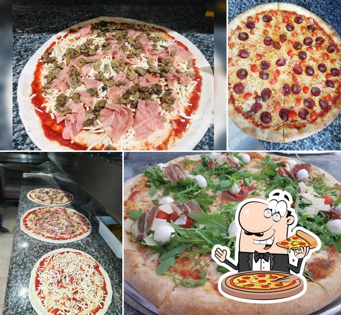 Ordina una pizza a PETRA PIZZA & kEBAB & FAST FOOD