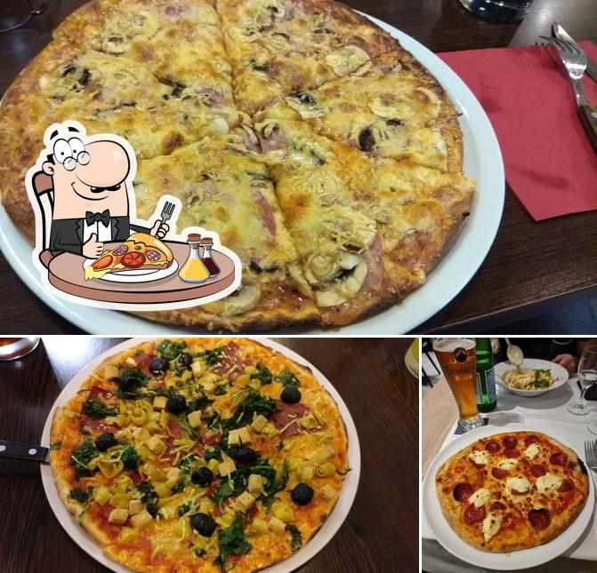 Order pizza at Mare Nero - Pizza & Pasta