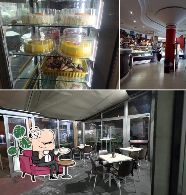 Gli interni di Bar Il Tartufo