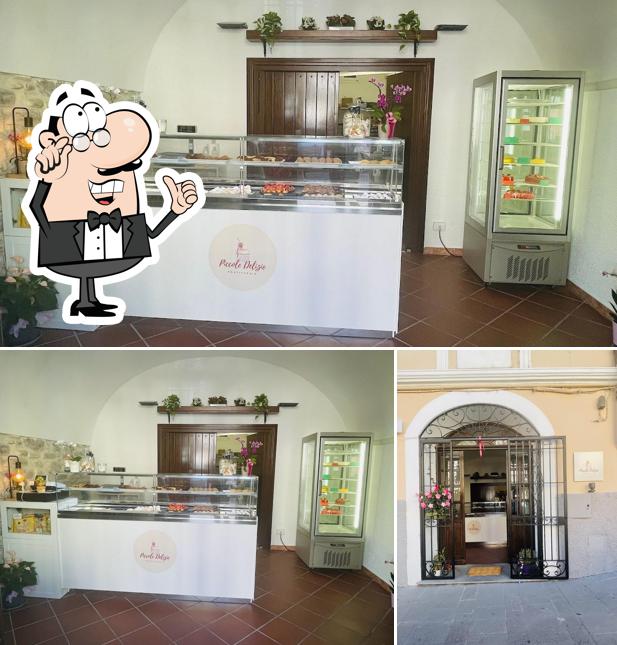 La foto di interni e esterno da Pasticceria piccole delizie