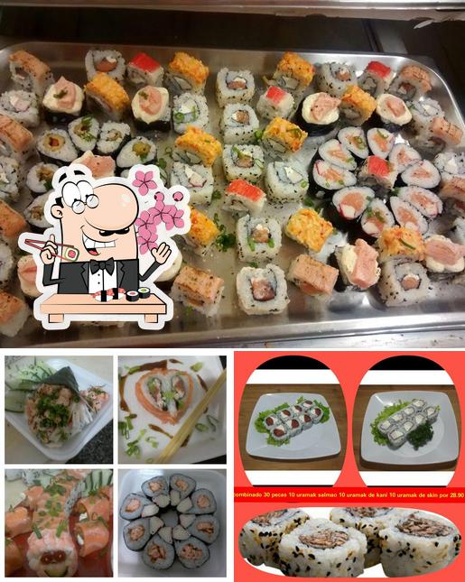 Rolos de sushi são servidos no Ellem sushi temakeria