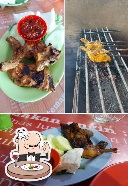 Food at Pondok Ayam Bakar Mas Momon