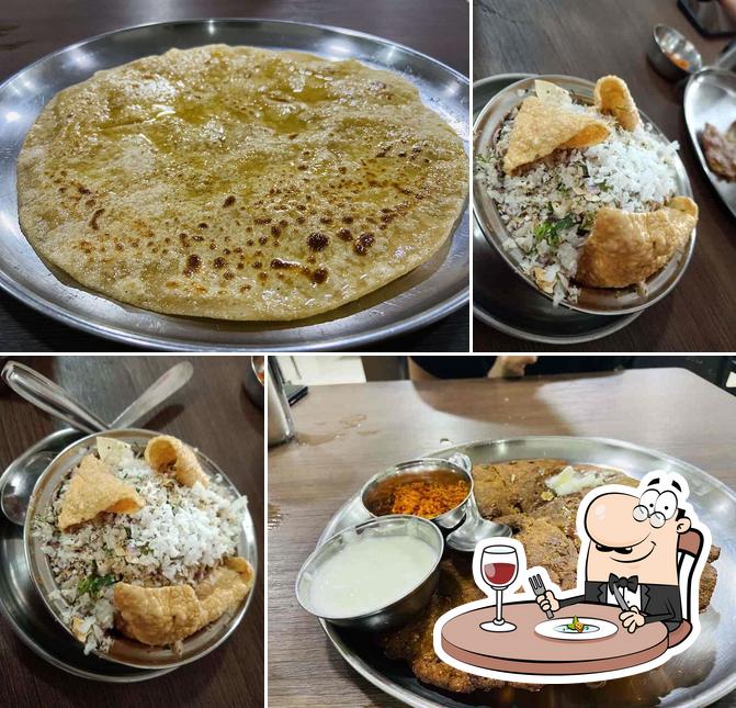 Poona Guest House, Pune, ganpati Chowk Restaurant reviews