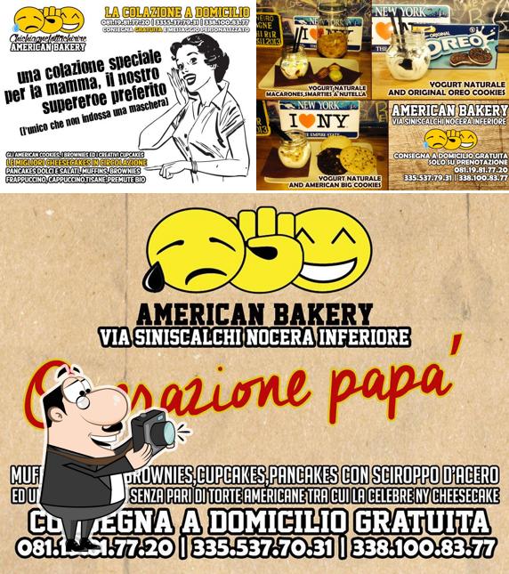 Vedi questa immagine di Chi chiagne fott' a chi rire: American Bakery