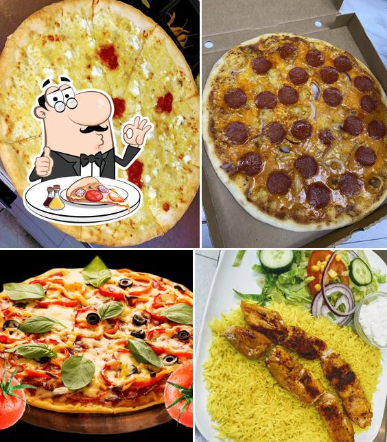 Order pizza at Kairo kolgrill och pizzeria