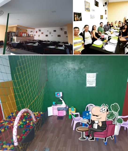 Veja imagens do interior do Vô Kinca pizzaria e restaurante