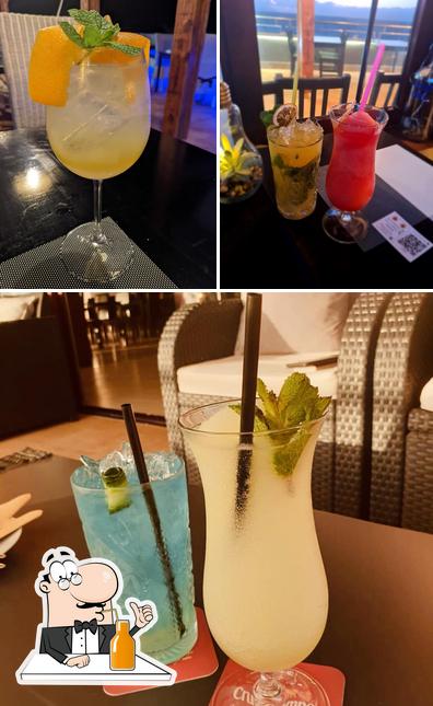 Disfrutra de tu bebida favorita en Restaurante Ohana Sunset Club
