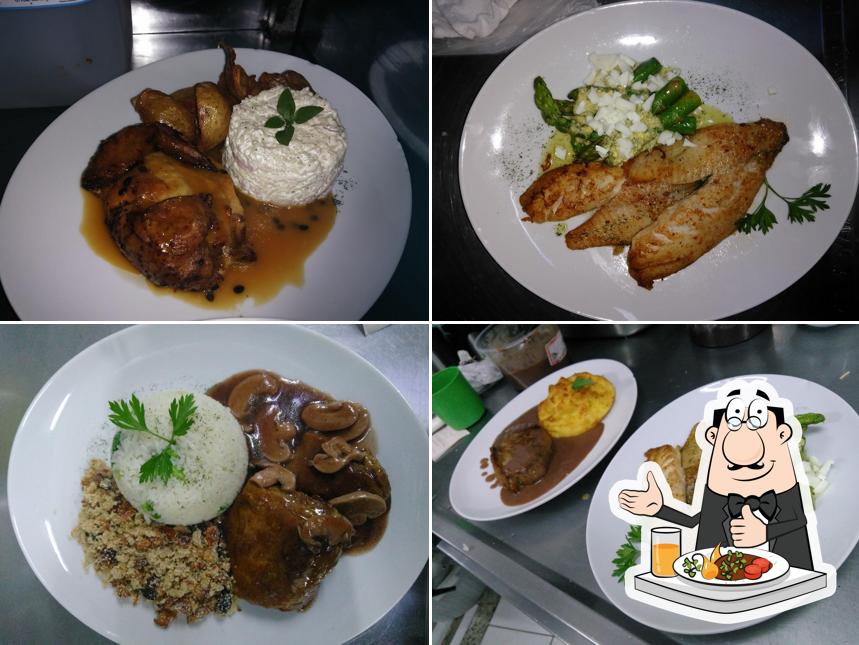 Meet Restaurant & Lounge