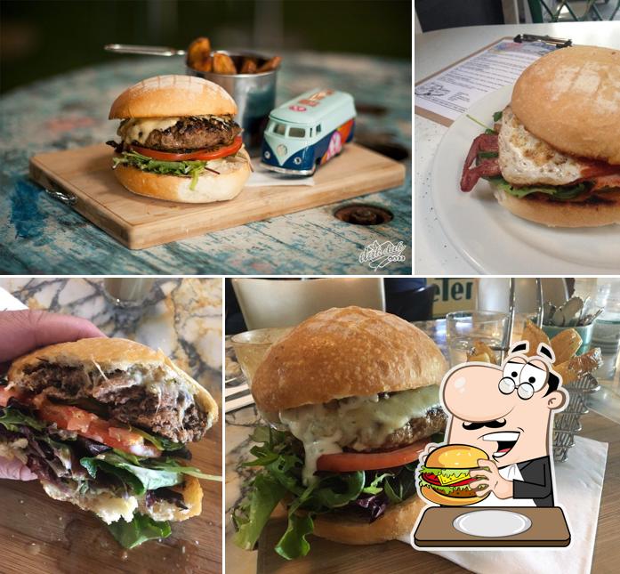Try out a burger at dakdak cafe