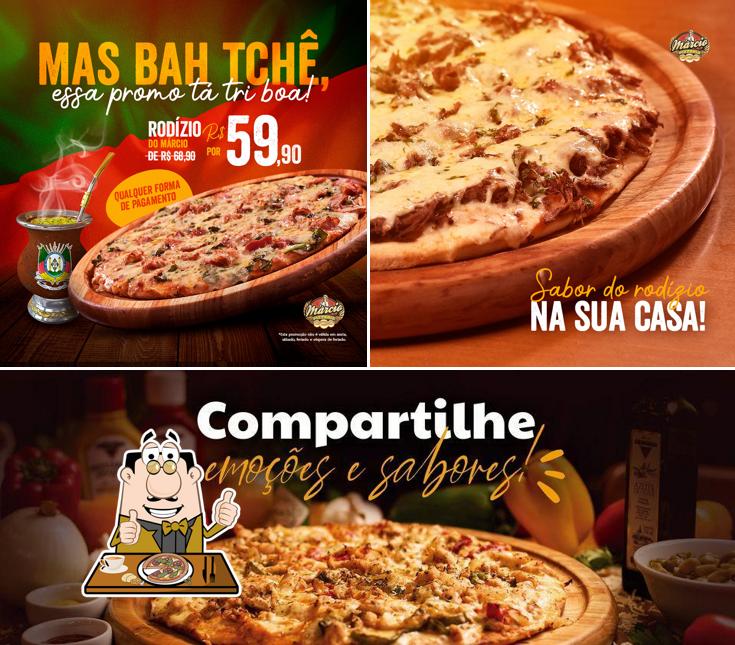 Escolha pizza no Márcio Pizzaria Taquara