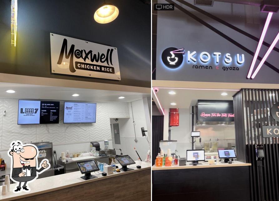 Restaurante Northridge Eats Asian Food Hall, Los Angeles