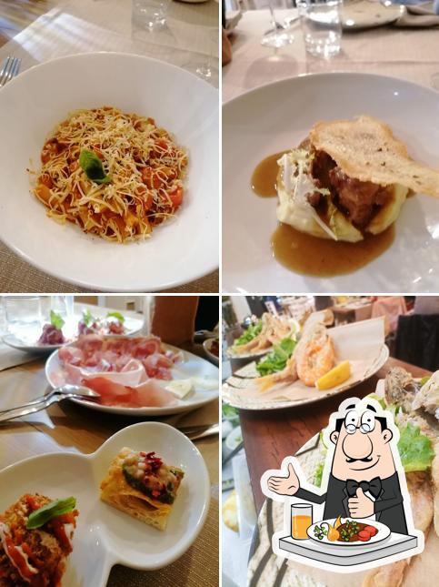 Cibo al Ristorante italiano Trattoria 32 posti