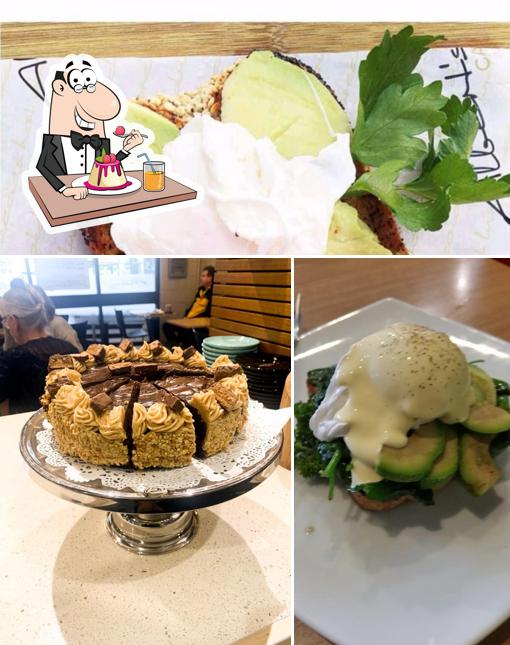 "Uncle Albert's Cafe" предлагает разнообразный выбор десертов