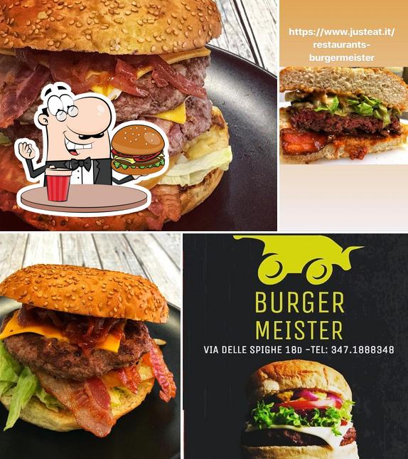 Ordina un hamburger a Burger Meister