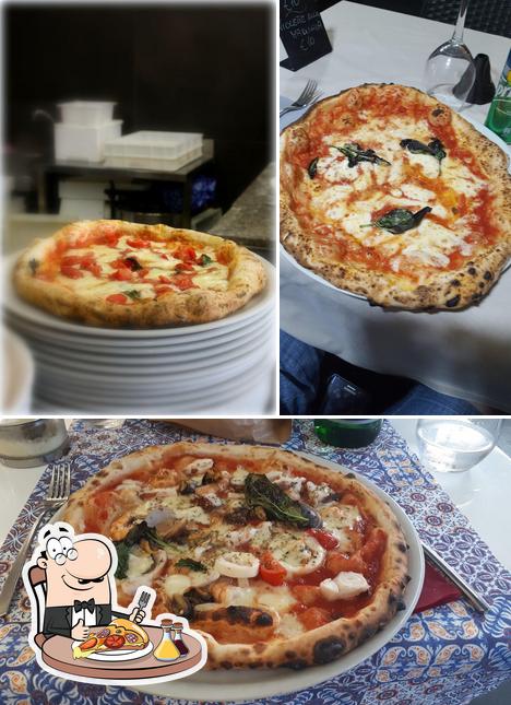 Prenditi una pizza a Amoroso dal 1876 - Ristorante e Pizzeria Napoli