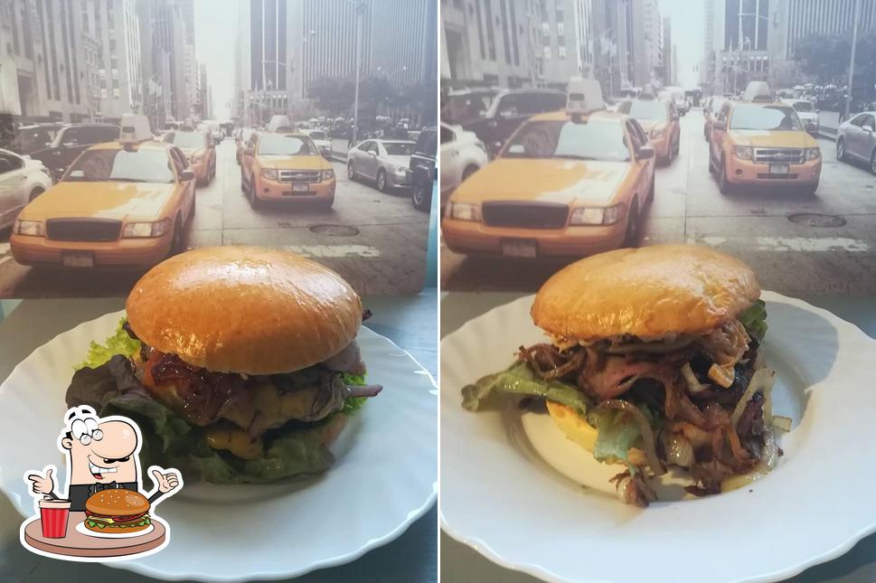 Concediti un bell'hamburger a Burger TAXI