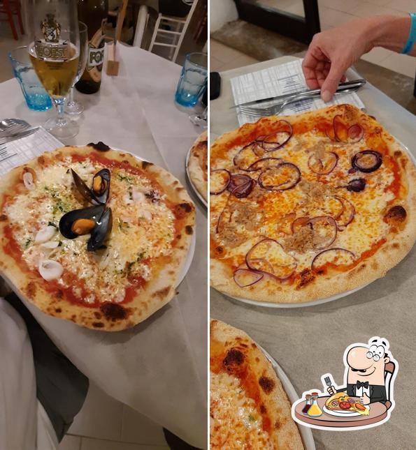 Ordina una pizza a Ristorante Pizzeria Mareblu