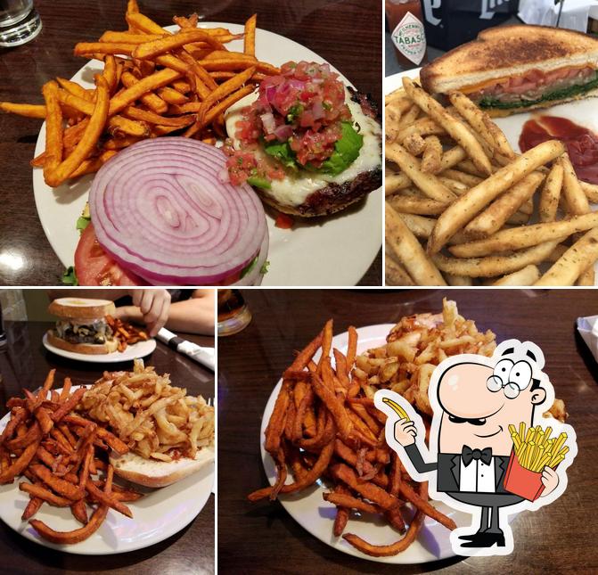 The Slinger House Pub & Grille in Slinger Restaurant menu and reviews
